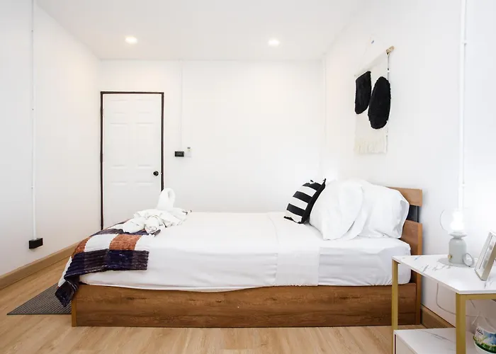 Urban Muji Oasis Ratchada-lat Phrao Chatuchak Mrt Villa