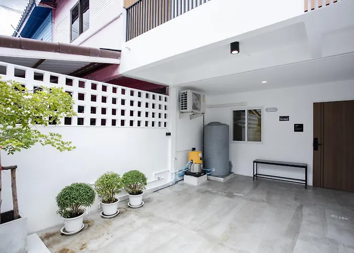 Urban Muji Oasis Ratchada-lat Phrao Chatuchak Mrt Villa